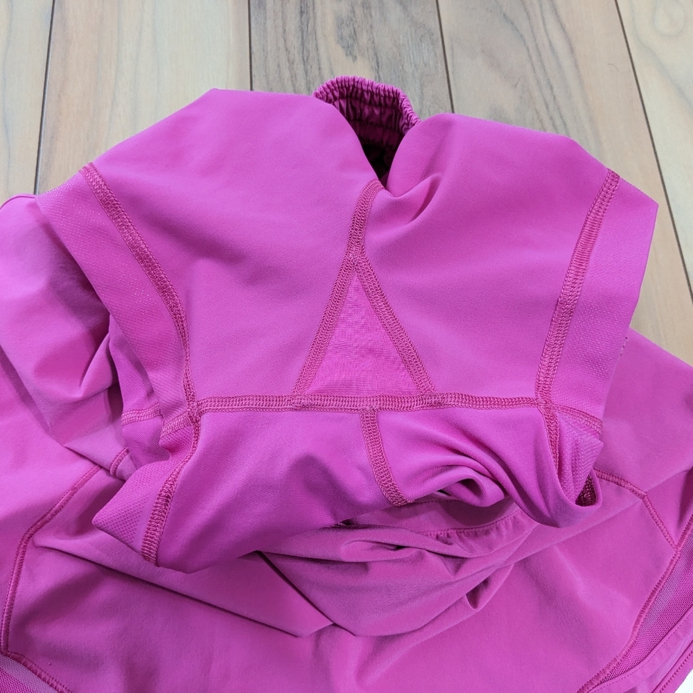 EUC! Lululemon Hotty Hot Skirt In Bright Pink Size 4 - Picture 5 of 14